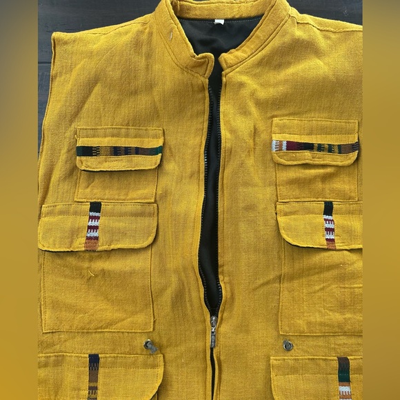 Men's Yellow Utility Vest - Picture 2 of 3